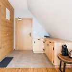 Lipki Park Z Sauna, Sun & Snow アパート *
