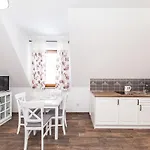 Lipki Park Z Sauna, Sun & Snow Apartamento *