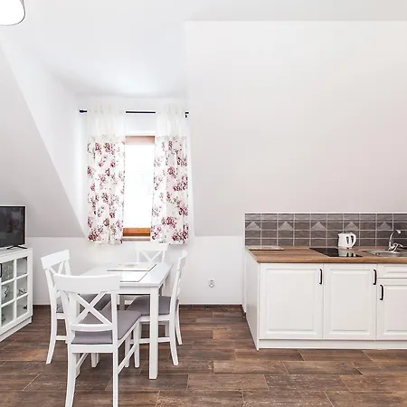 Lipki Park Z Sauna, Sun & Snow Apartman *