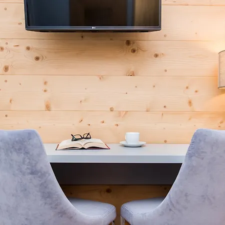 Lipki Park Z Sauna, Sun & Snow Apartman Zakopane