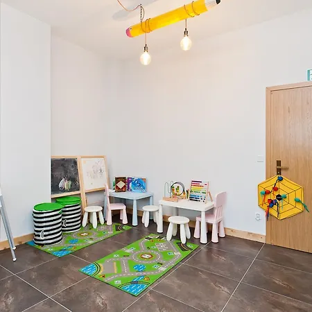 Lipki Park Z Sauna, Sun & Snow Apartman *
