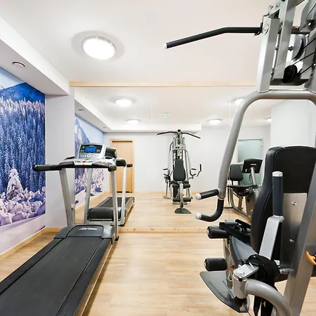 Lipki Park Z Sauna, Sun & Snow Apartamento *